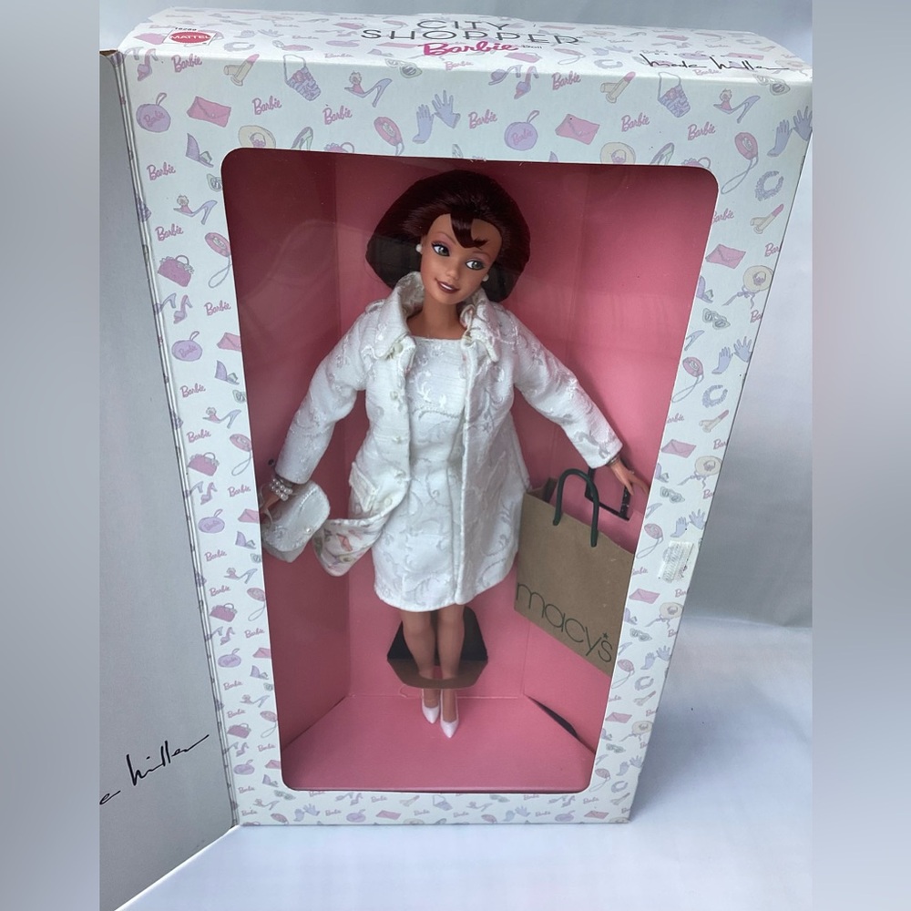1993 City Shopper Barbie #16289 NRFB Mattel Collector Doll w/ Original Shipper